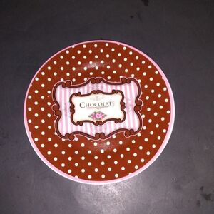 ⬇️⬇️⬇️Trisa Chocolate Polka Dot Dessert Plate 8"